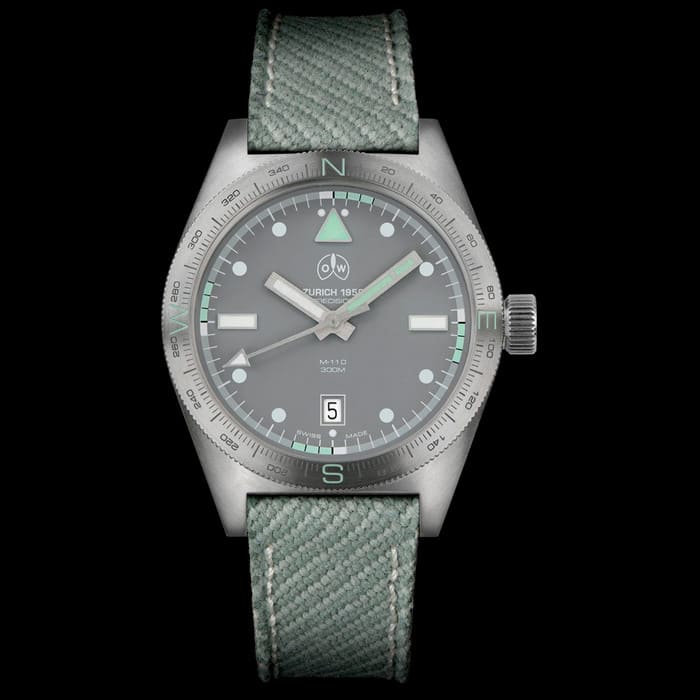 Ollech & Wajs Swiss Automatic M-110 Dive Watch with Compass Bezel #OW-M-110